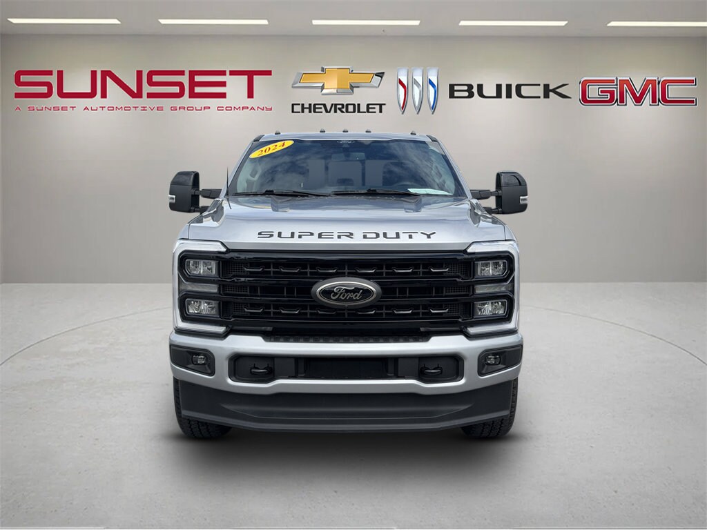 Used 2024 Ford F-350 Lariat Truck