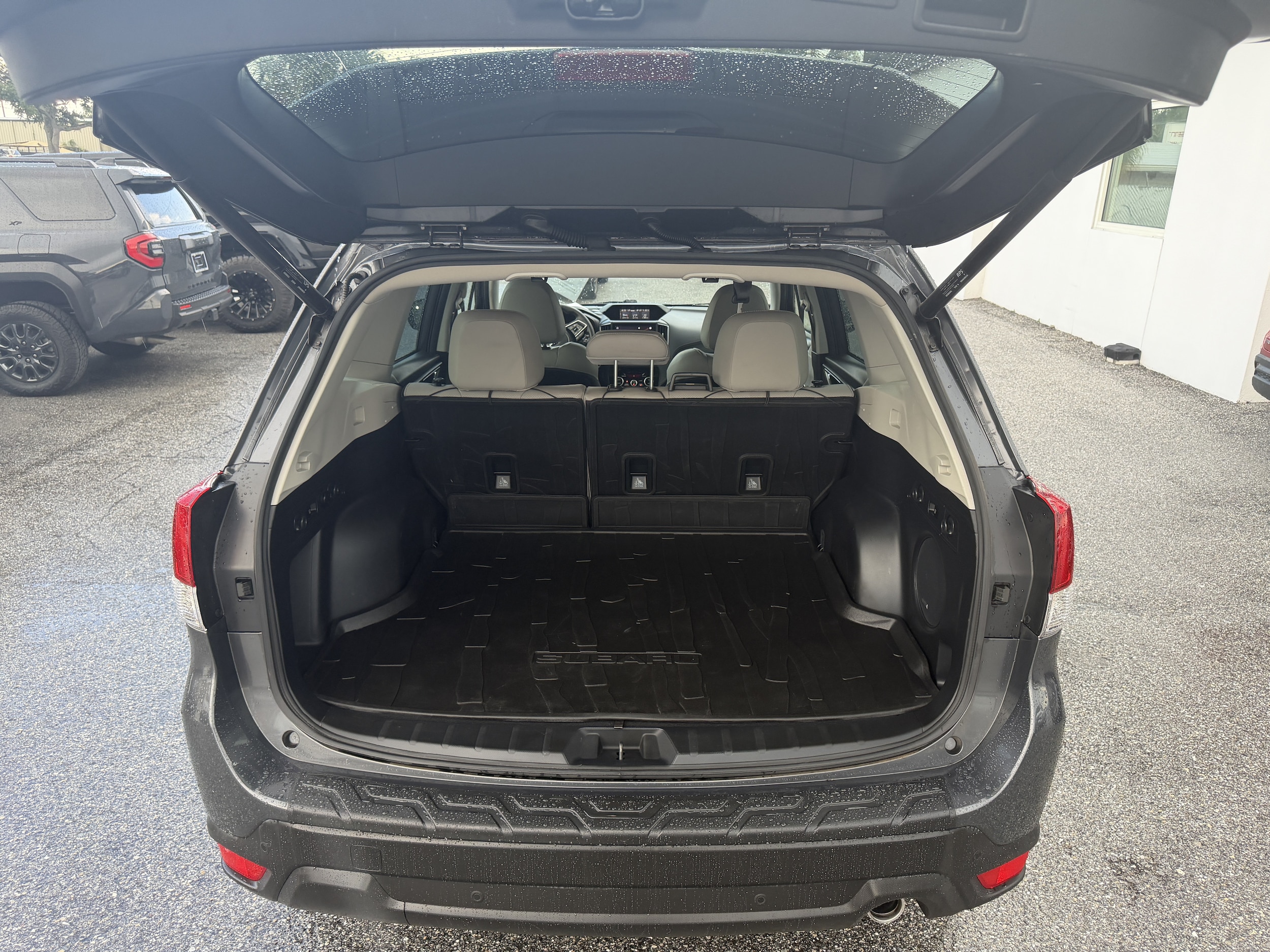 2022 Subaru Forester Limited - Photo 12