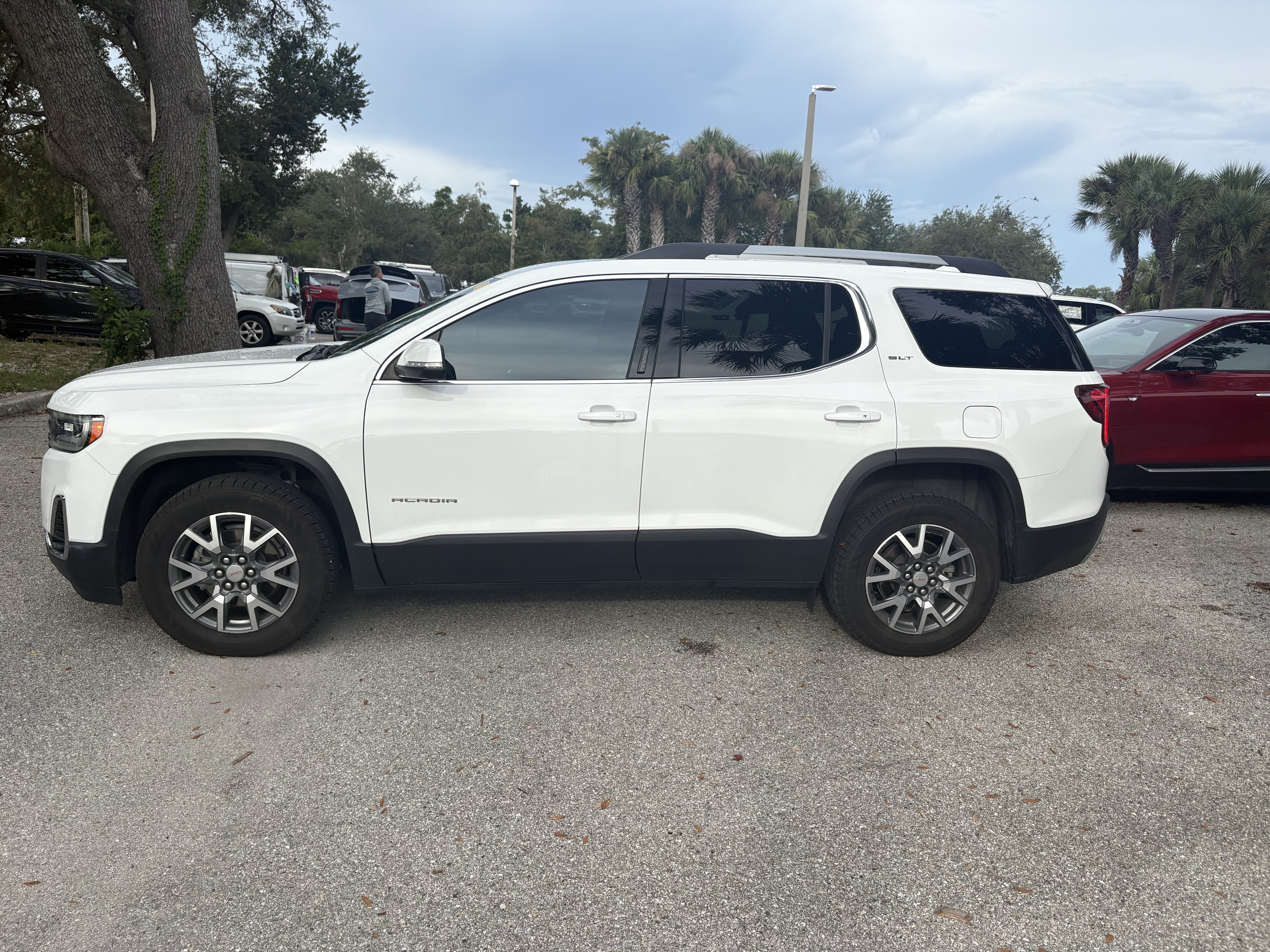 Used 2022 GMC Acadia SLT SUV