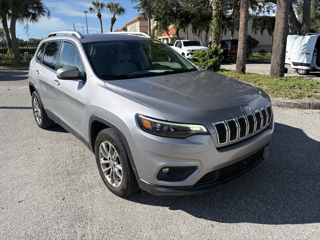 Used 2021 Jeep Cherokee Latitude Lux FWD SUV