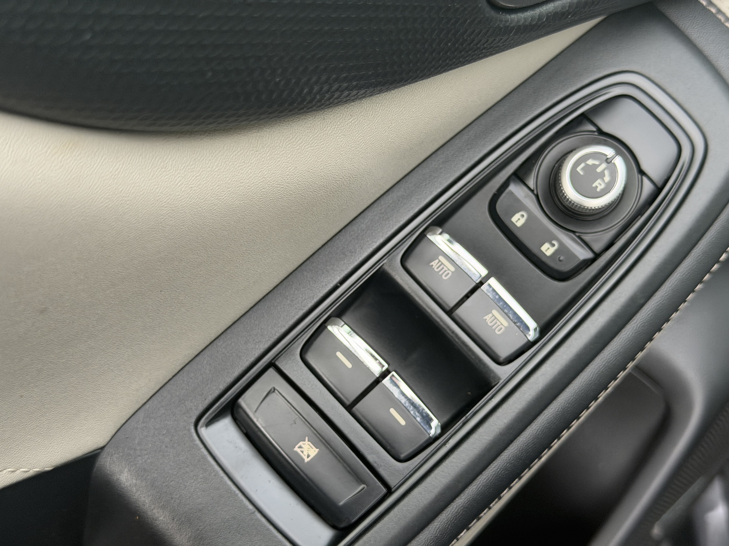 2022 Subaru Forester Limited - Photo 19