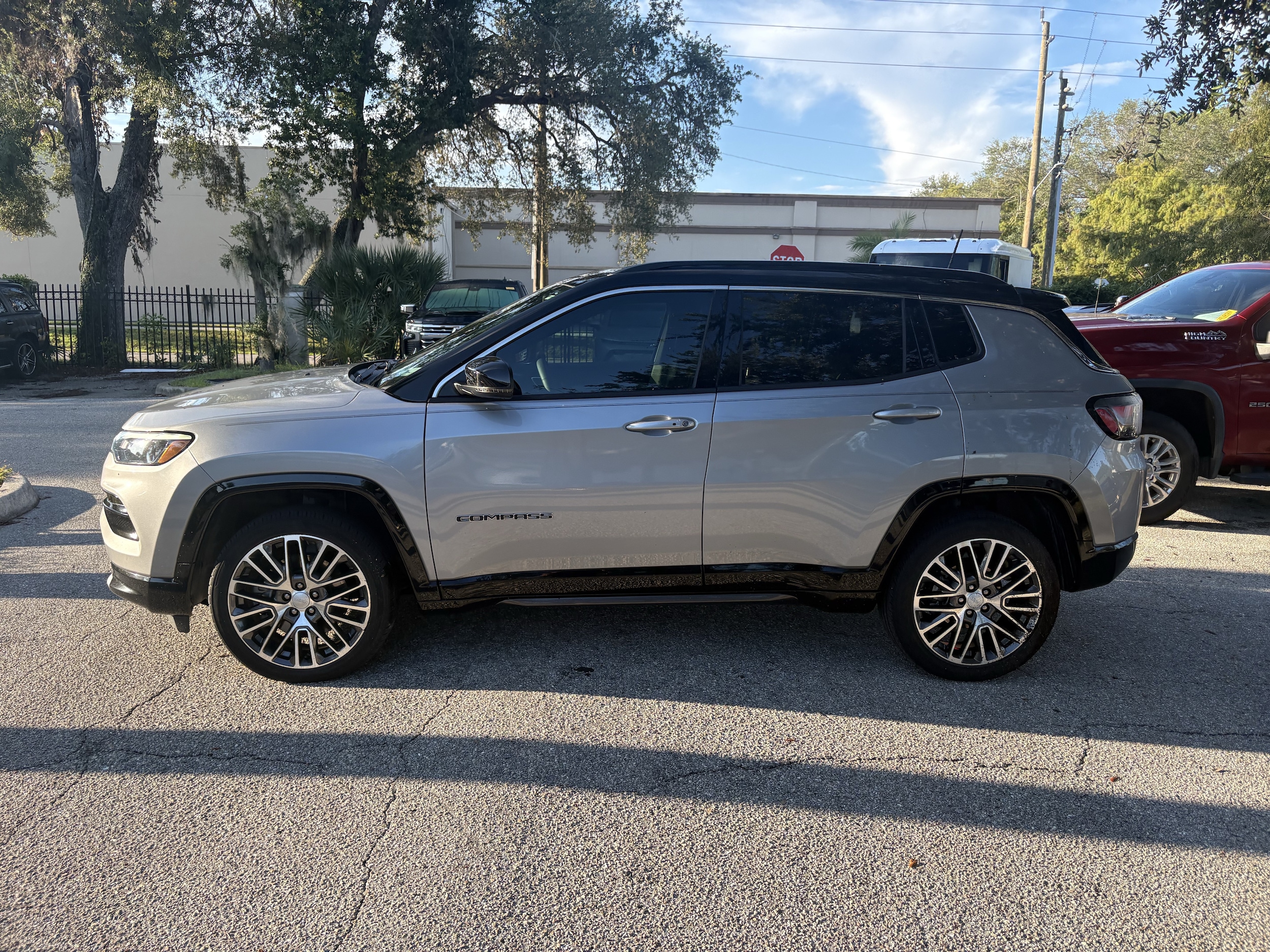 2023 Jeep Compass Limited - Photo 4