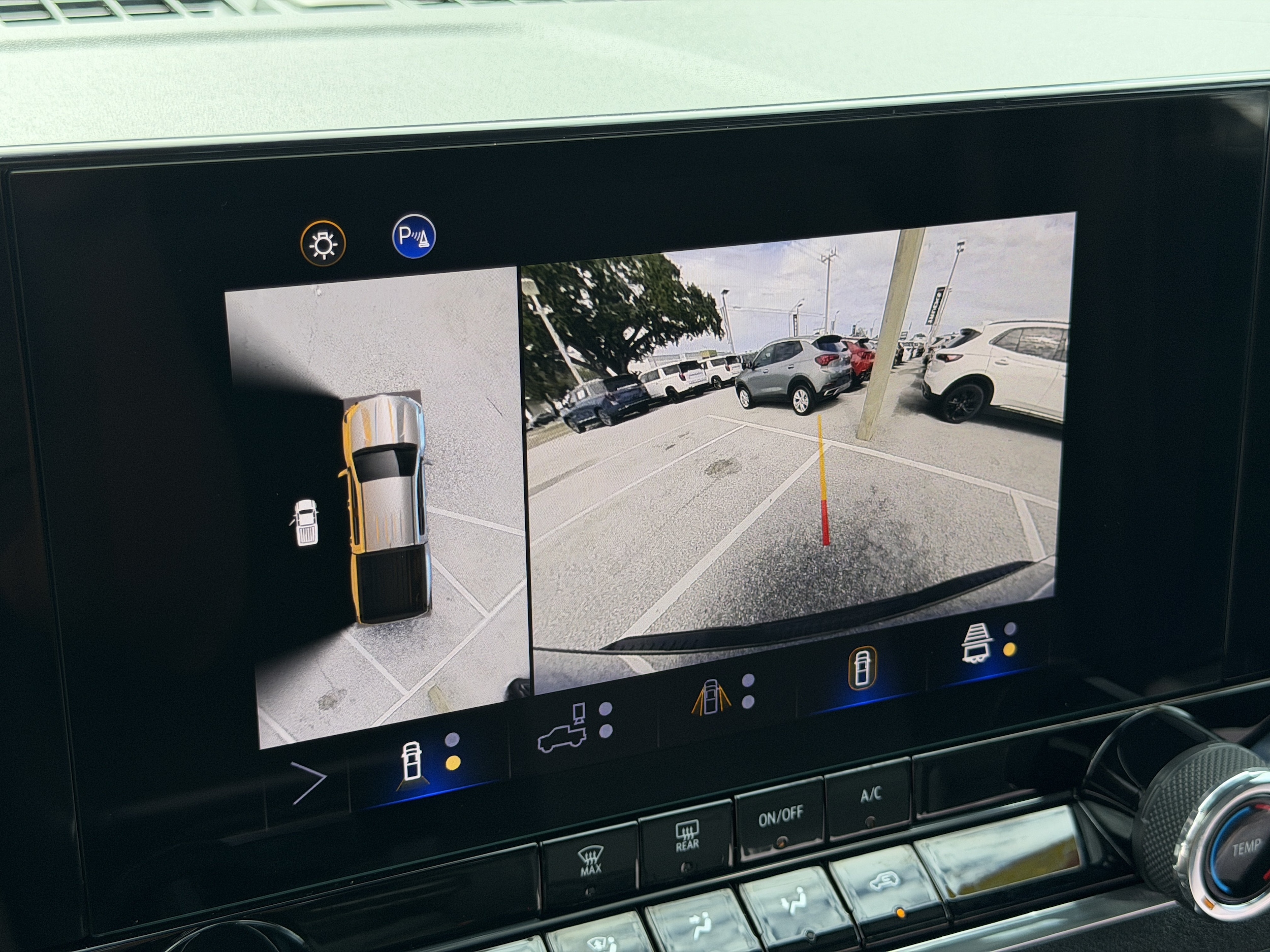 2024 Chevrolet Colorado Trail Boss - Photo 23
