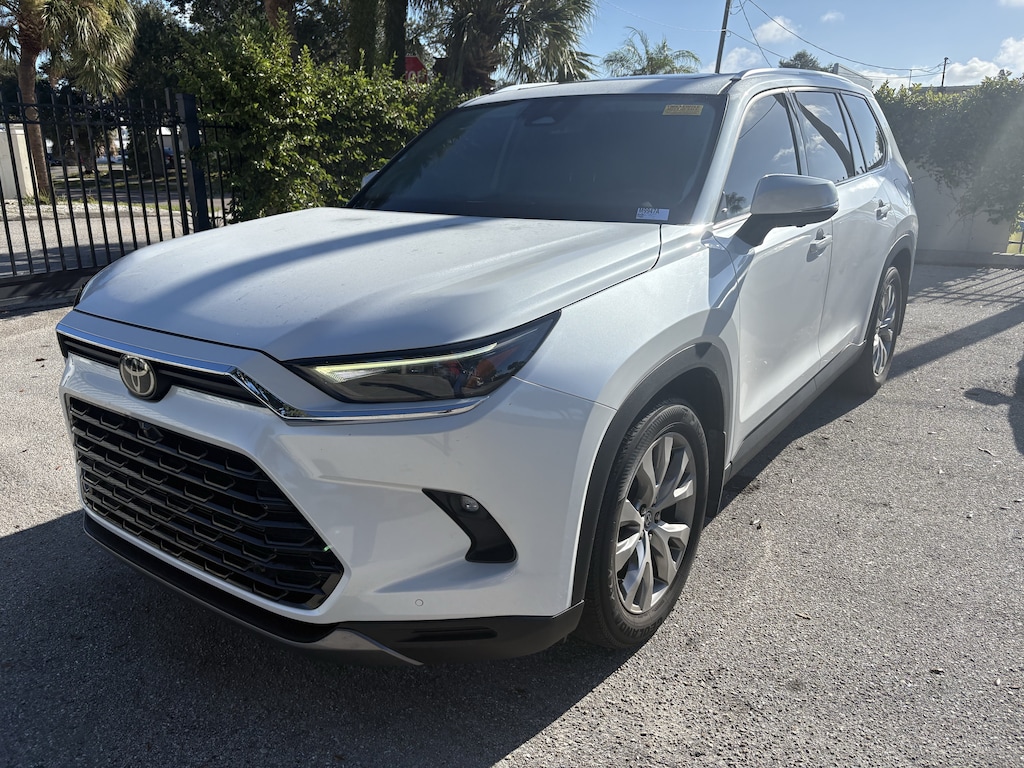Used 2024 Toyota Grand Highlander Limited SUV