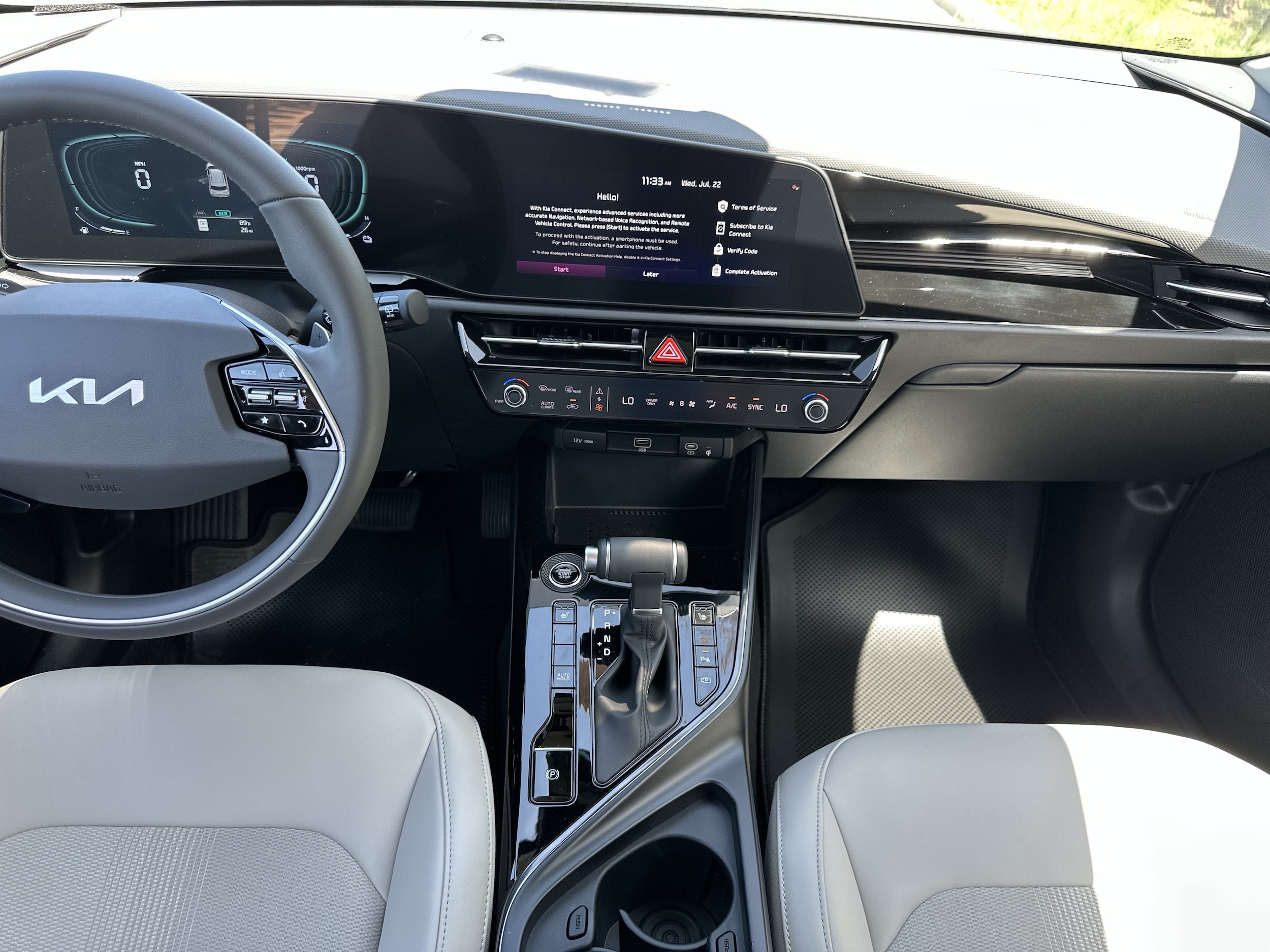 2026 Kia Niro EX - Photo 11