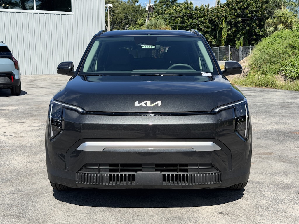 New 2027 Kia EV3 Wind SUV