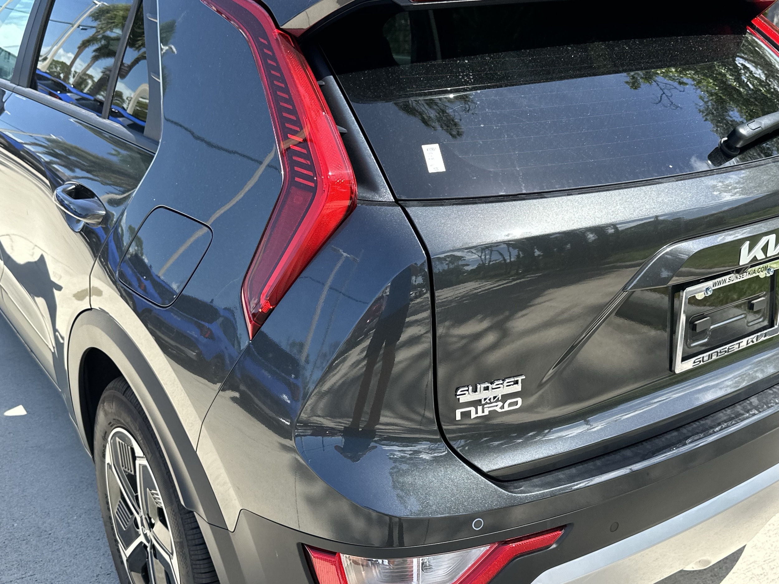 2026 Kia Niro EX - Photo 6