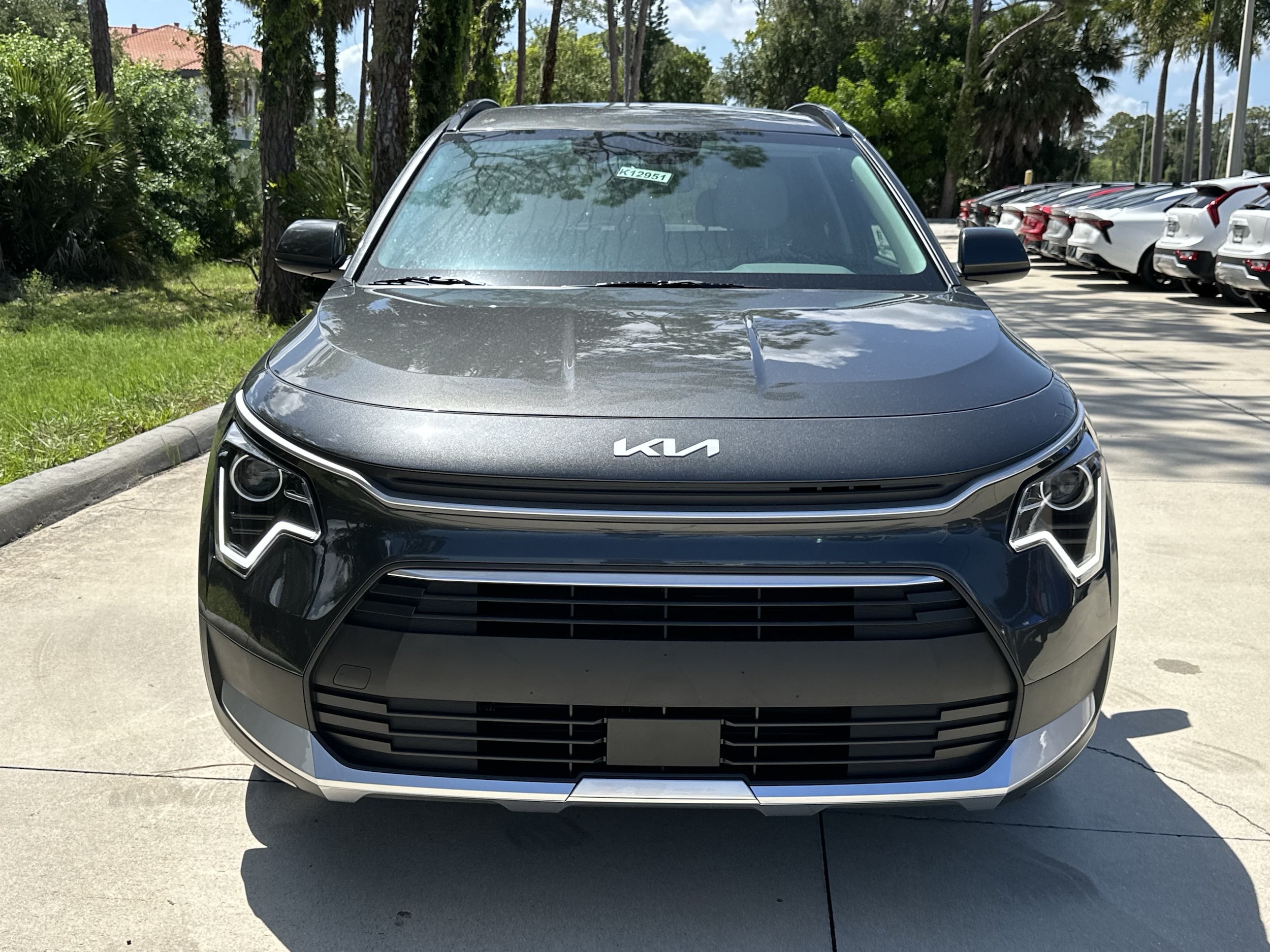 2026 Kia Niro EX - Photo 2