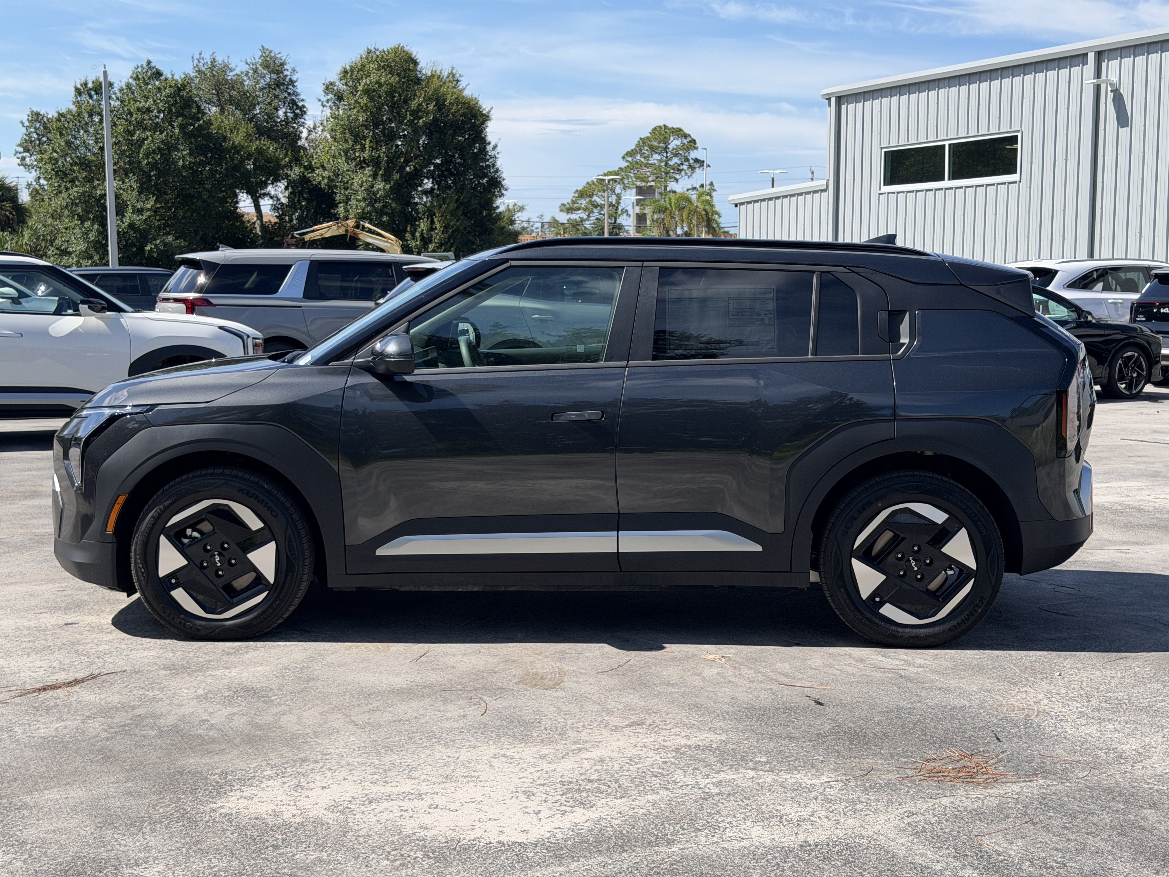 New 2027 Kia EV3 Wind SUV