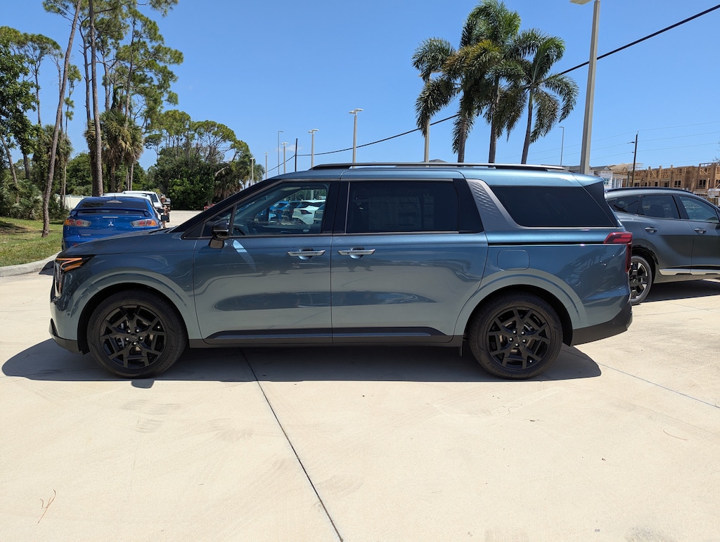 New 2027 Kia Carnival Hybrid SX Prestige Van Passenger Van