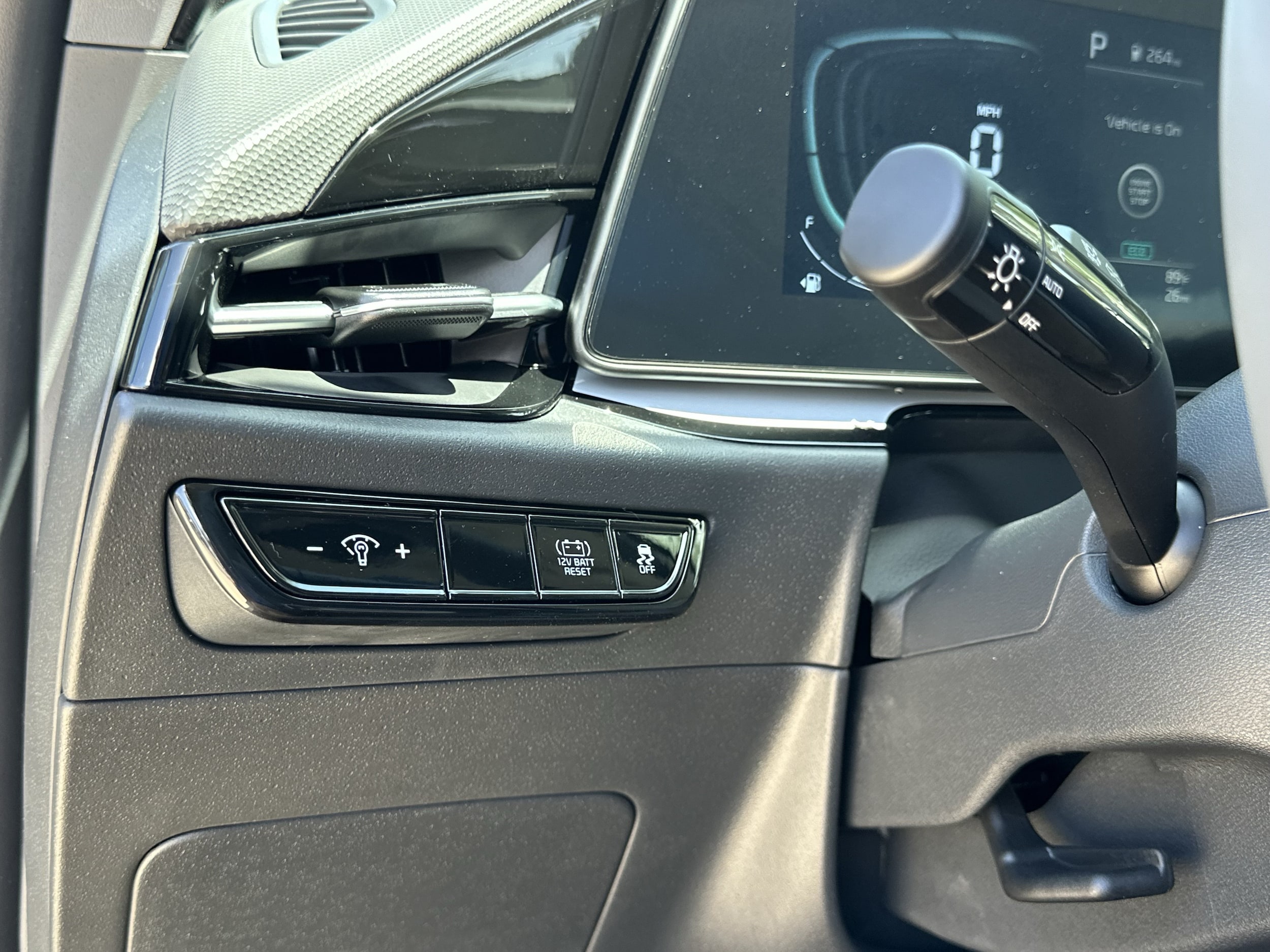 2026 Kia Niro EX - Photo 29