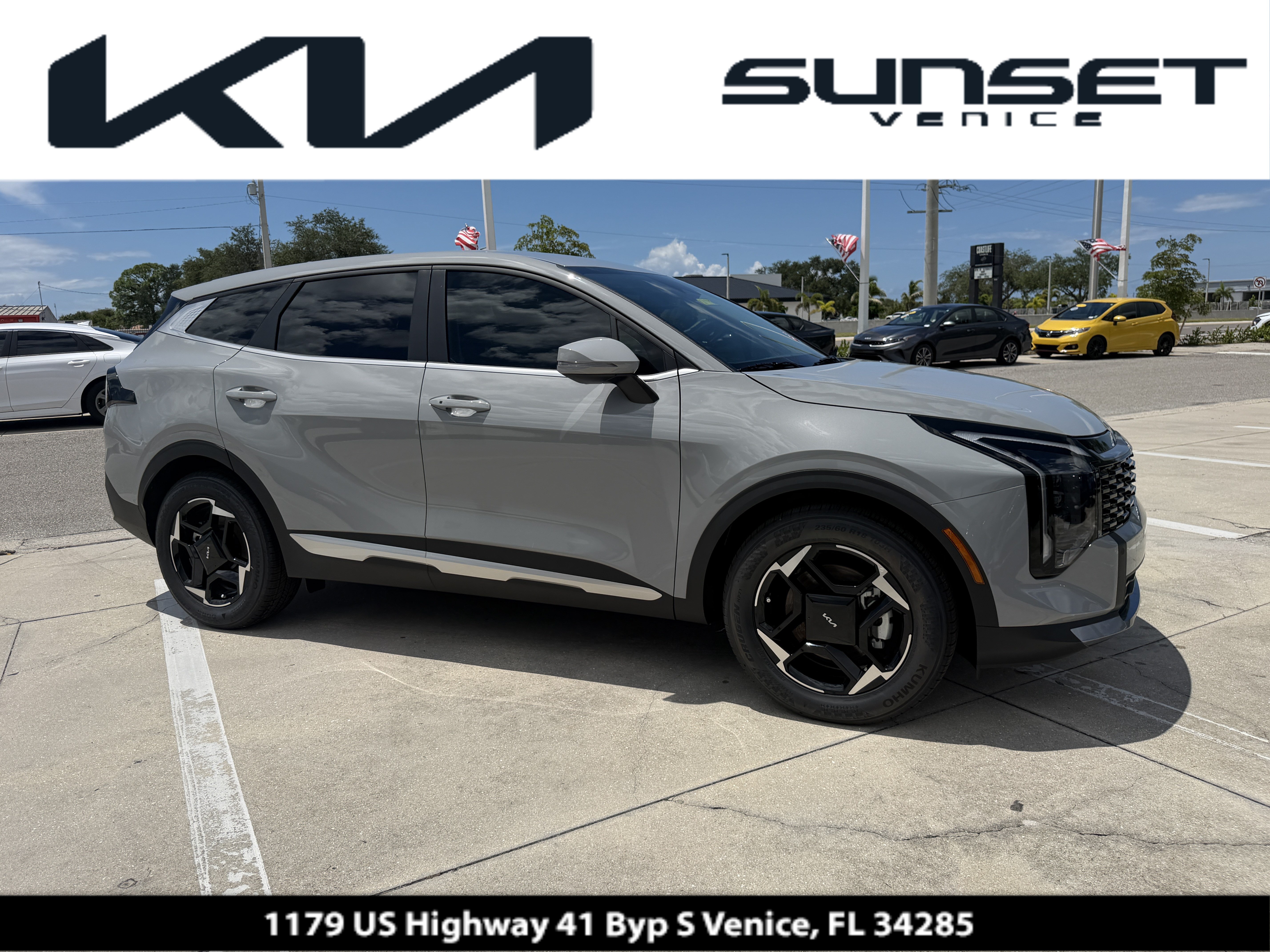 New 2026 Kia Sportage EX SUV