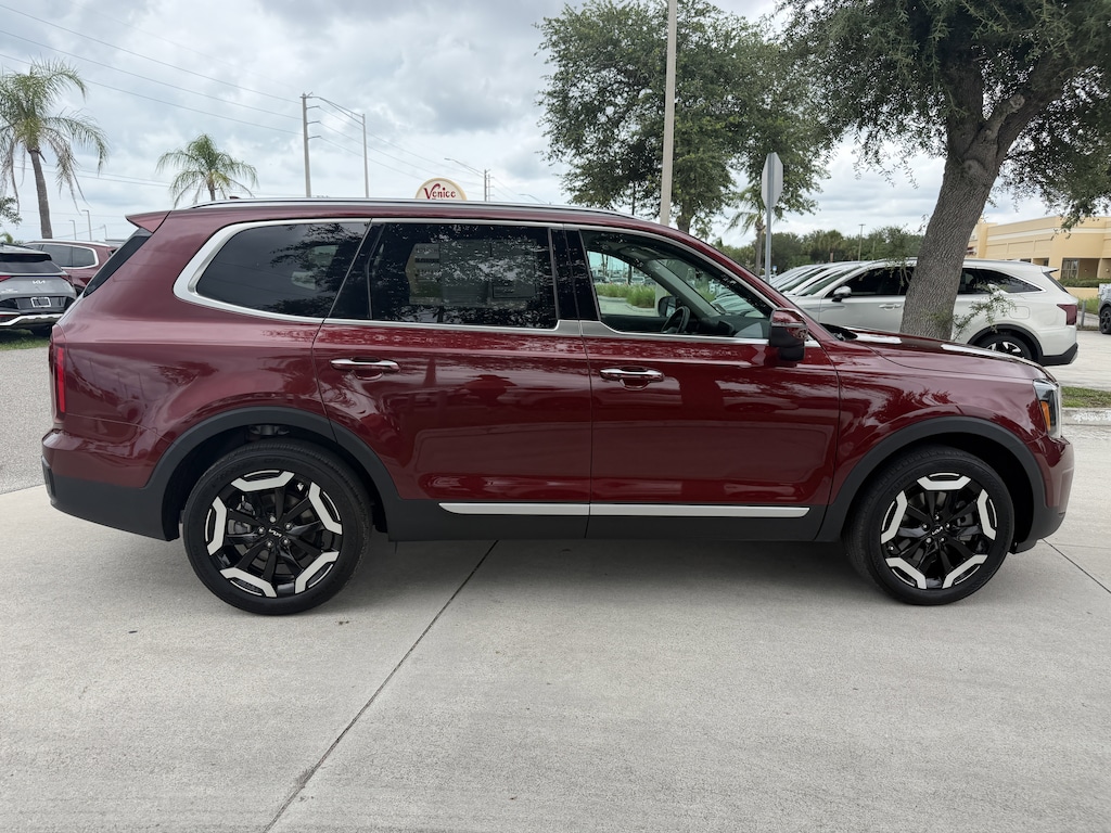 Certified 2024 Kia Telluride S SUV