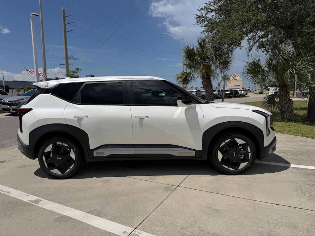 New 2027 Kia Seltos S SUV
