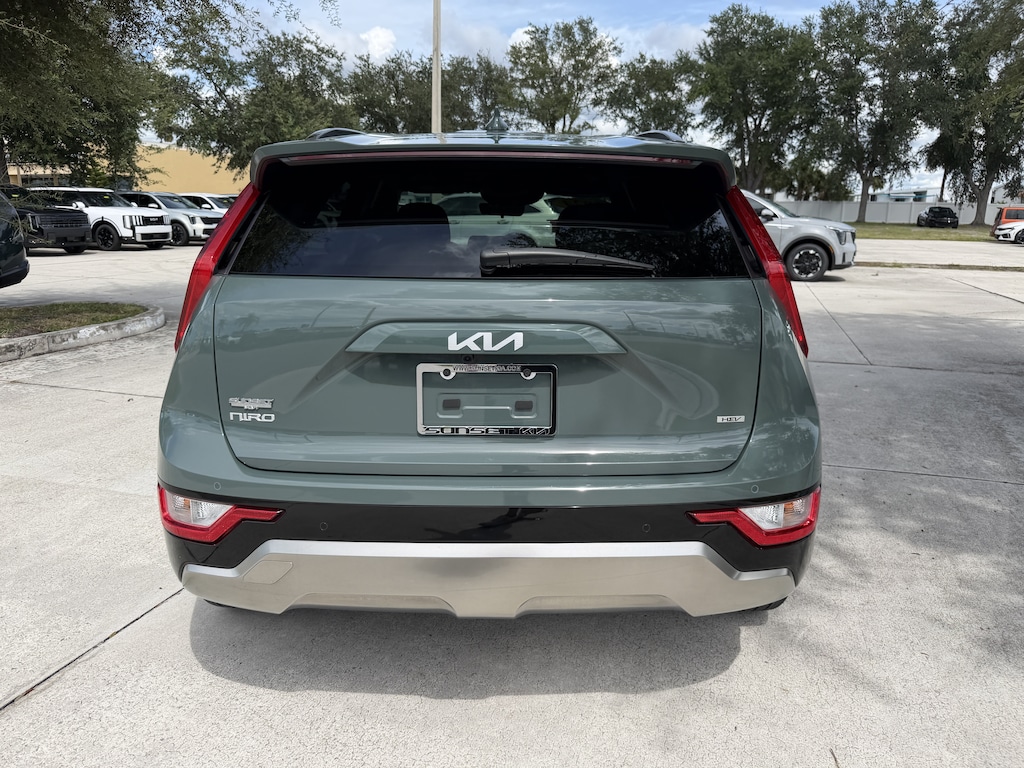 Certified 2024 Kia Niro EX Touring SUV