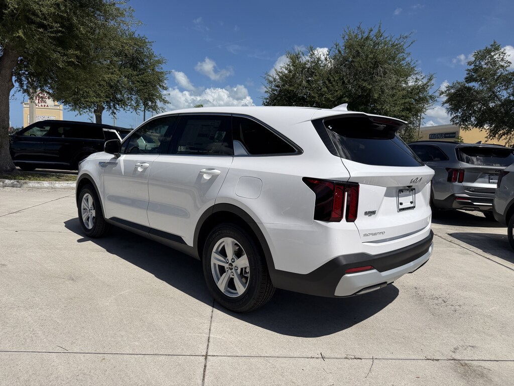 New 2026 Kia Sorento LX SUV