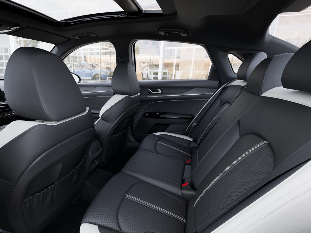2026 Kia K5 GT-Line - Photo 18