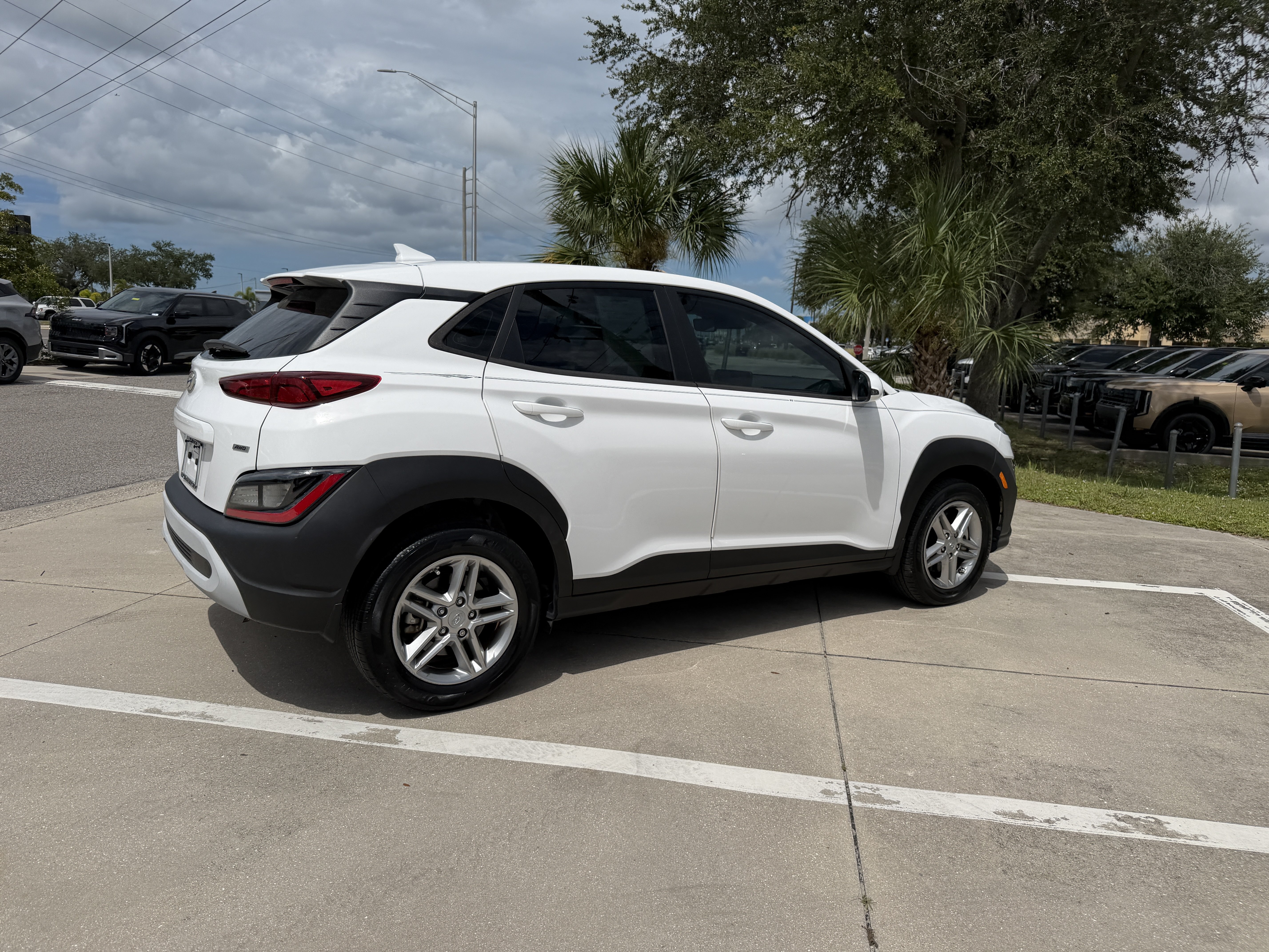 Used 2023 Hyundai Kona SE SUV
