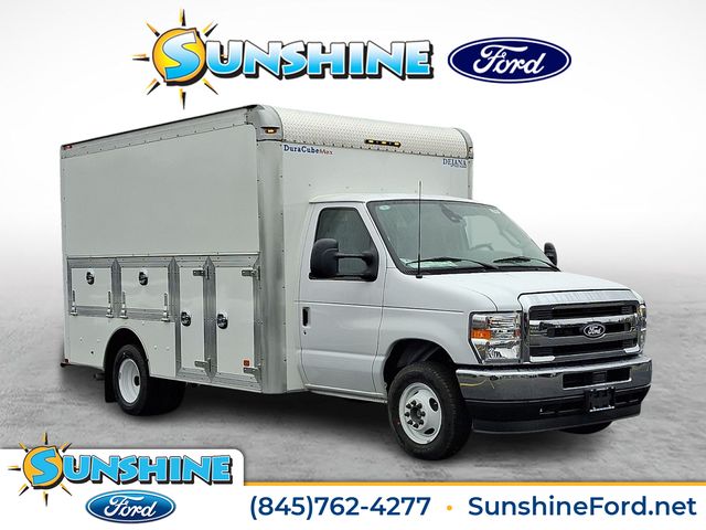 2026 Ford E-Series Cutaway Base