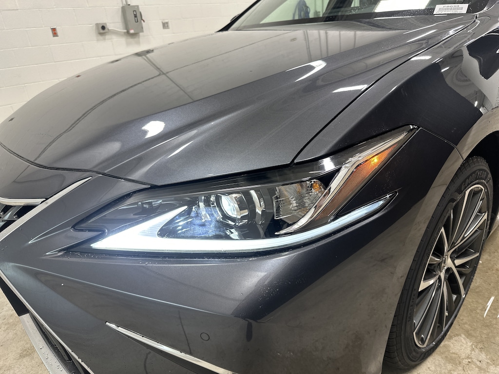 Certified 2023 Lexus ES 350 Sedan