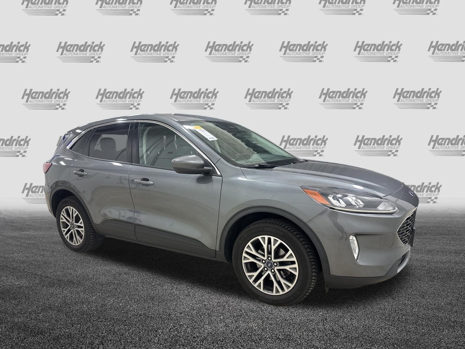 Used 2022 Ford Escape SEL with VIN 1FMCU9H6XNUB18745 for sale in Kansas City