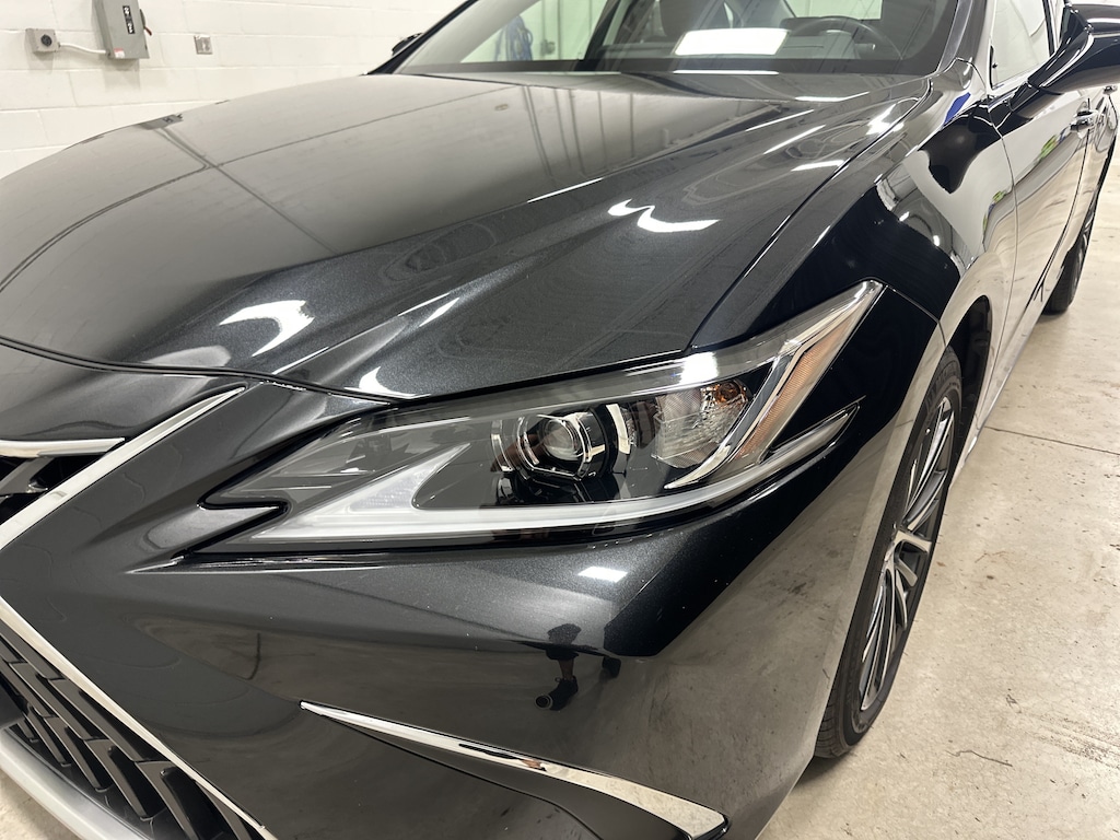 Certified 2025 Lexus ES 350 Sedan