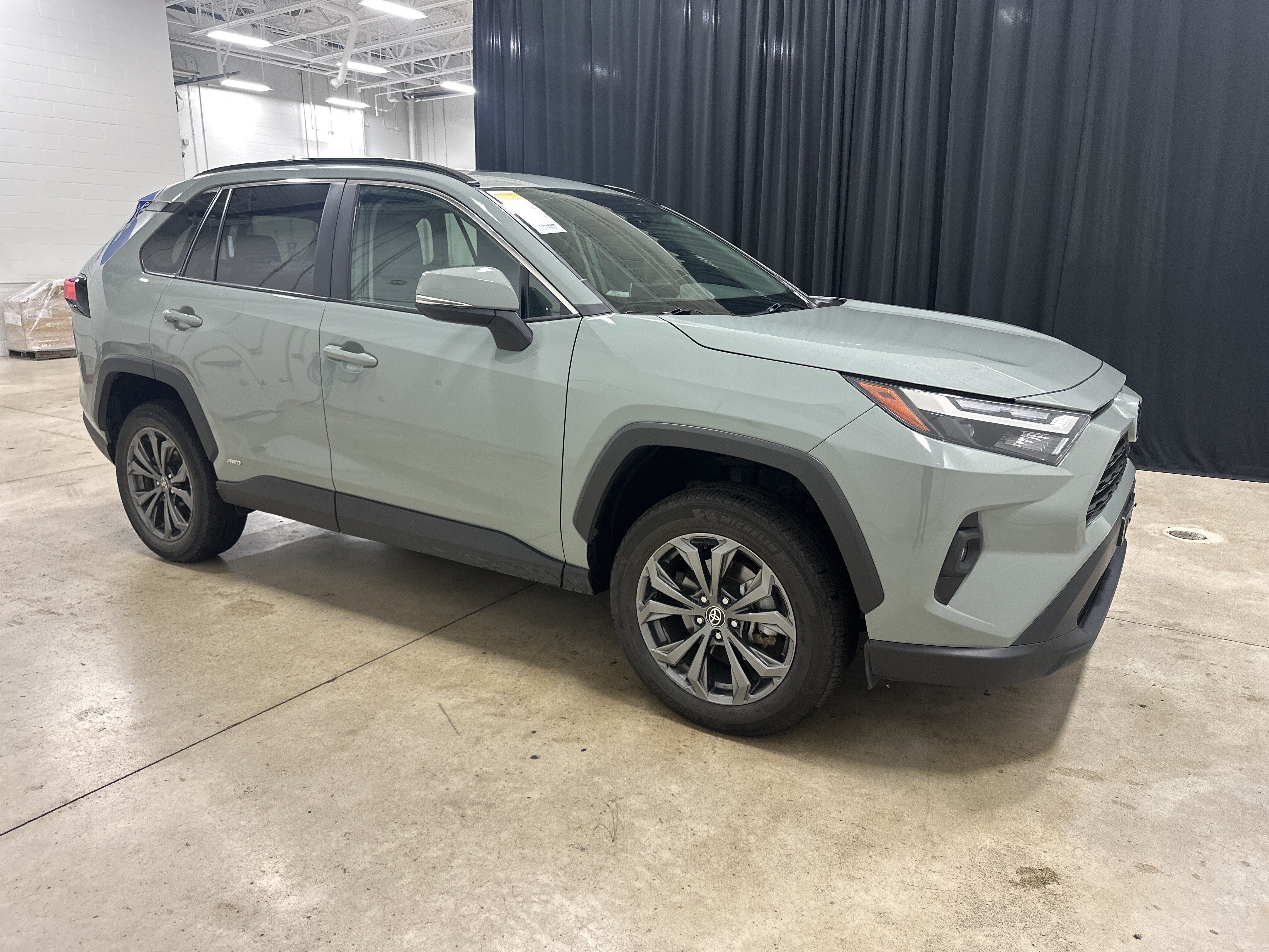 Used 2023 Toyota RAV4 XLE Premium with VIN 4T3B6RFV1PU109085 for sale in Kansas City