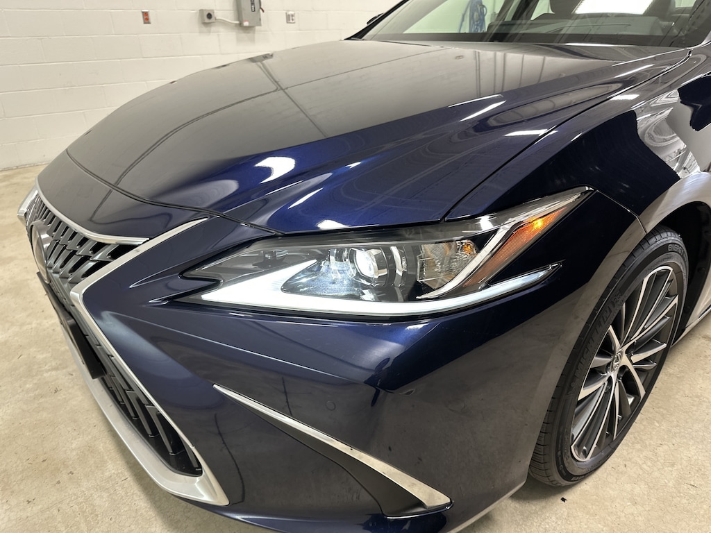 Certified 2025 Lexus ES 350 Sedan