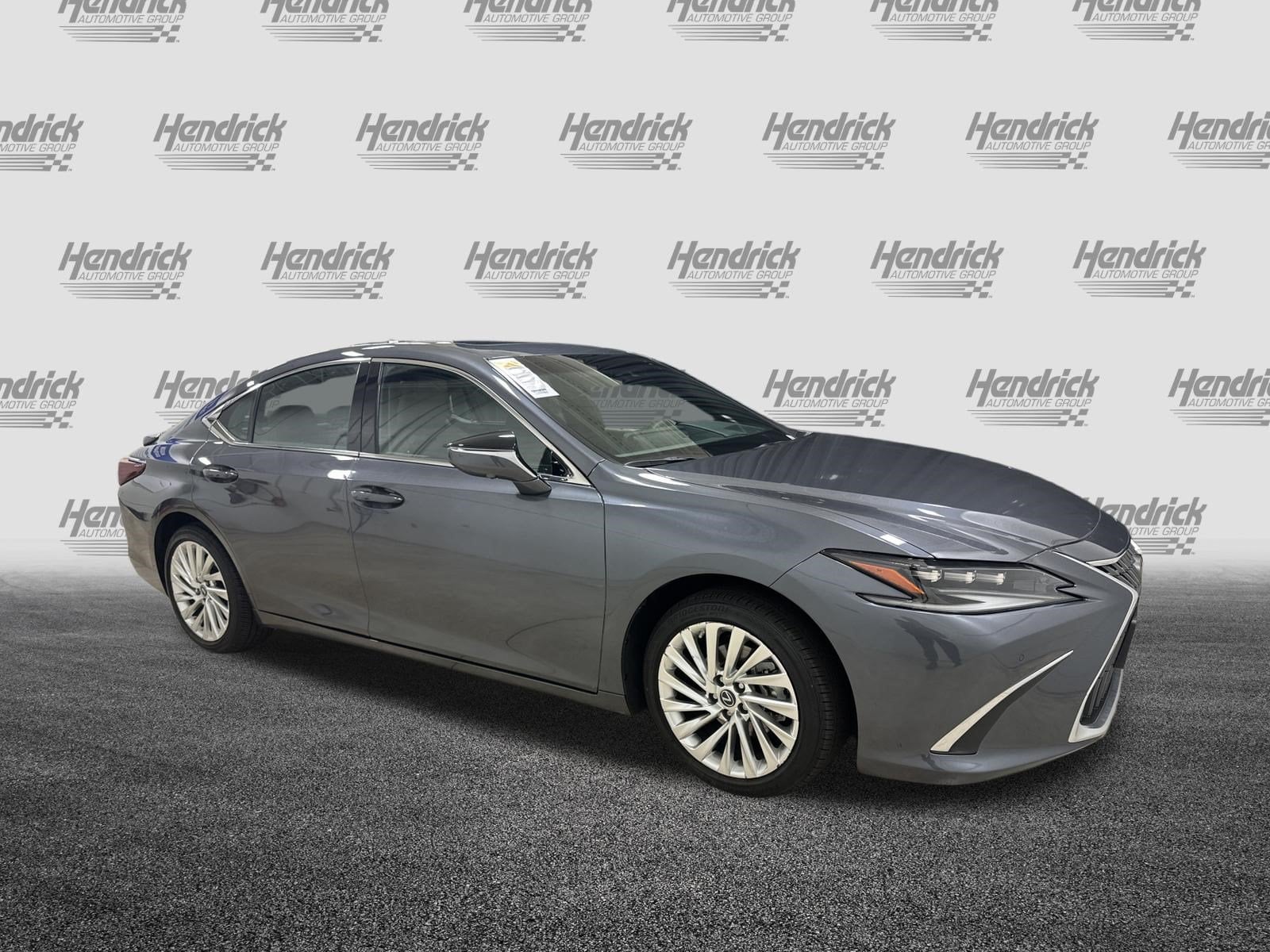 Used 2024 Lexus ES Hybrid 300h Ultra Luxury with VIN 58AFA1C1XRU047208 for sale in Kansas City