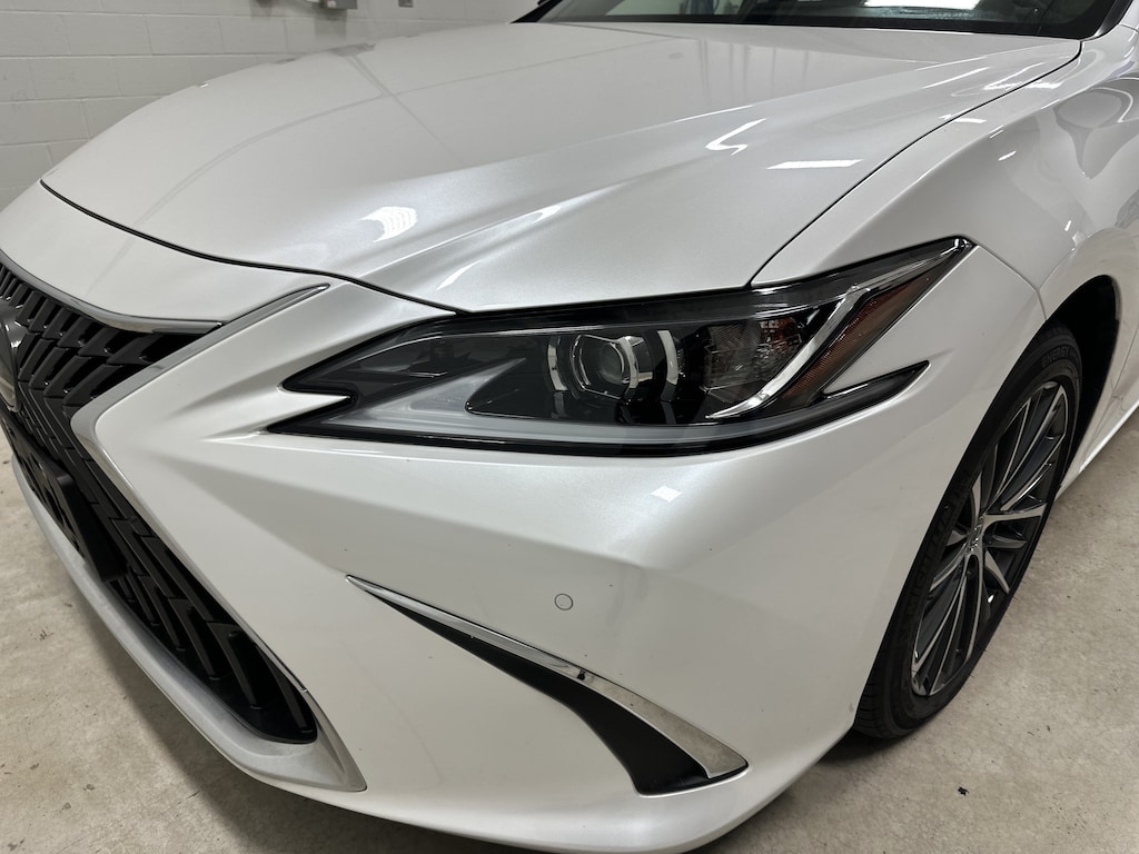 Certified 2025 Lexus ES 350 Sedan