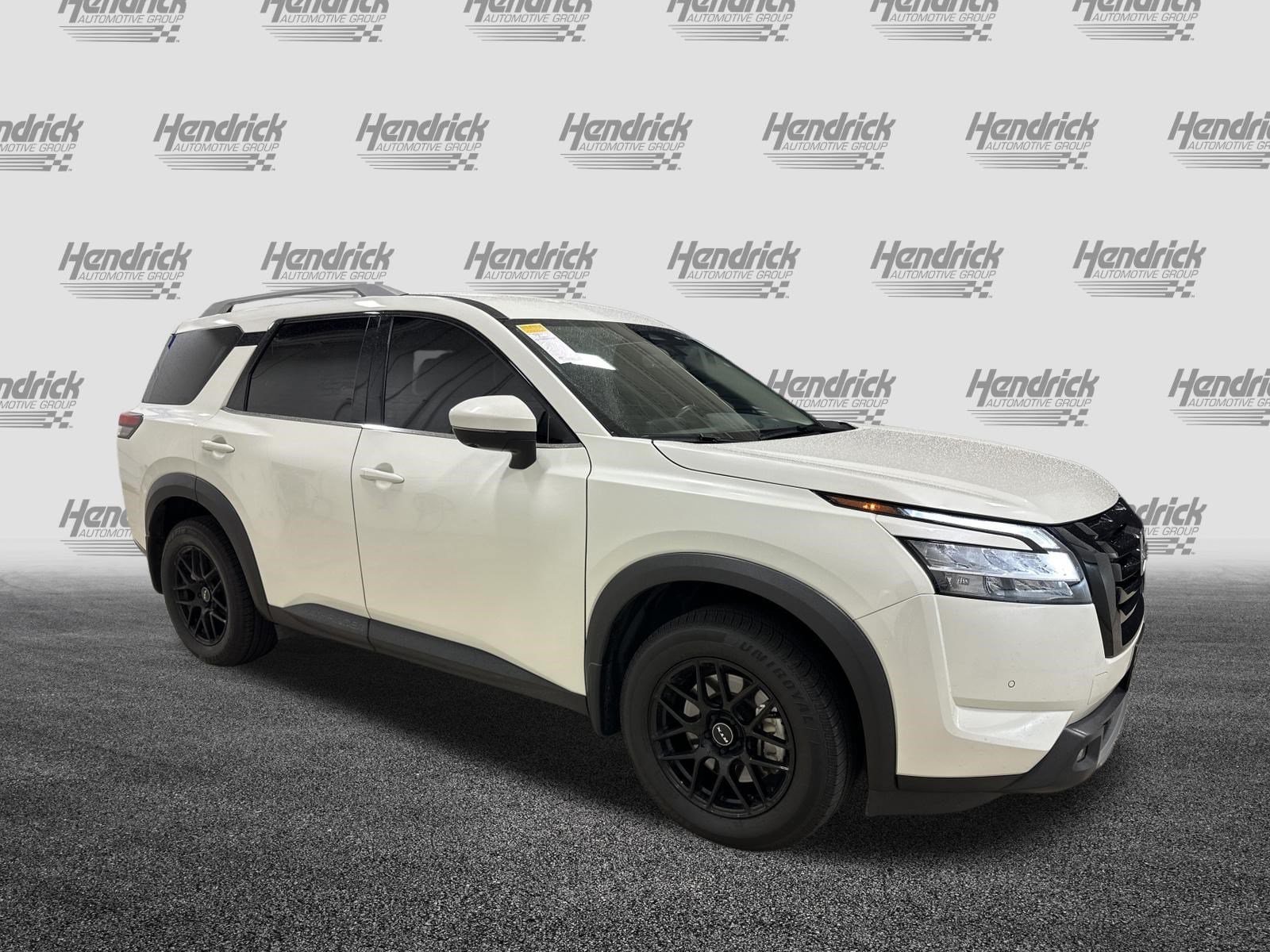 Used 2023 Nissan Pathfinder SL with VIN 5N1DR3CC2PC214796 for sale in Kansas City
