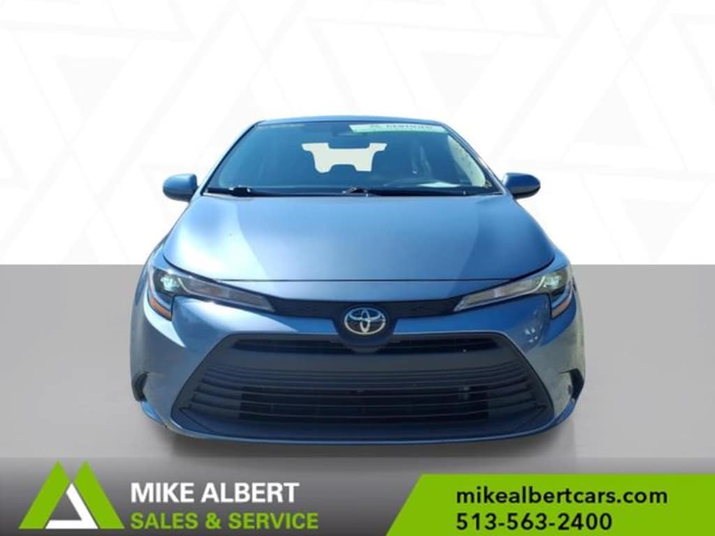 Used 2025 Toyota Corolla LE Sedan