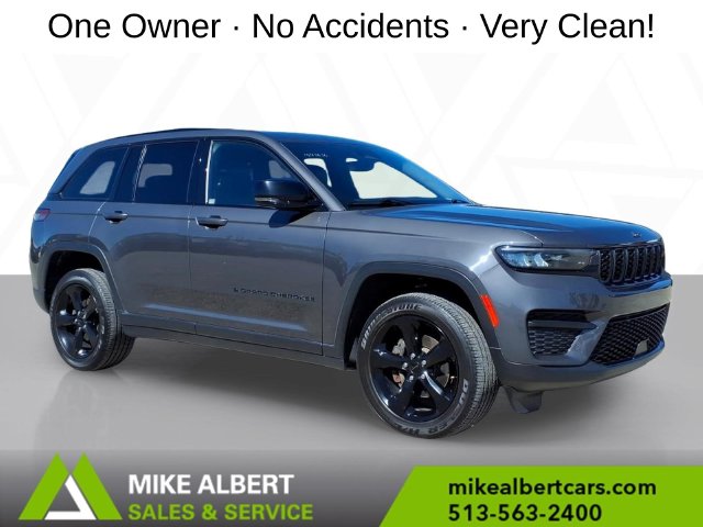 Used 2022 Jeep Grand Cherokee Altitude SUV
