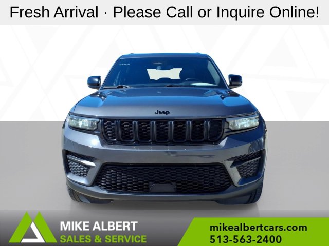 Used 2022 Jeep Grand Cherokee Altitude SUV