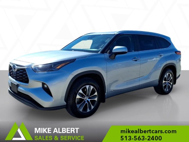Used 2023 Toyota Highlander Hybrid XLE SUV