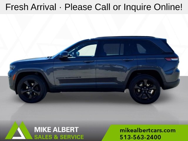 Used 2022 Jeep Grand Cherokee Altitude SUV
