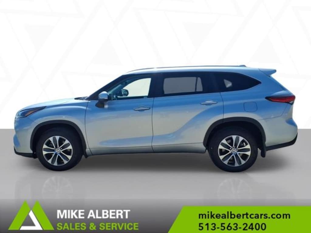 Used 2023 Toyota Highlander XLE SUV