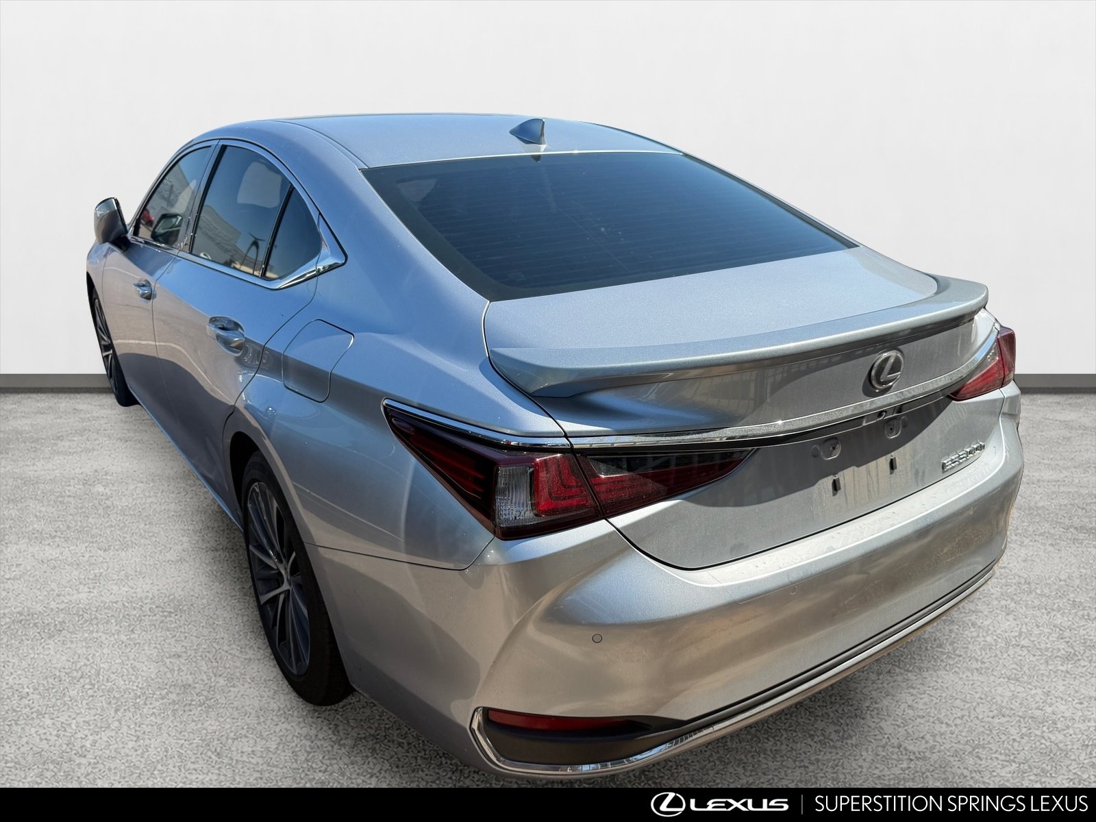 Used 2025 Lexus ES 300h Base Sedan