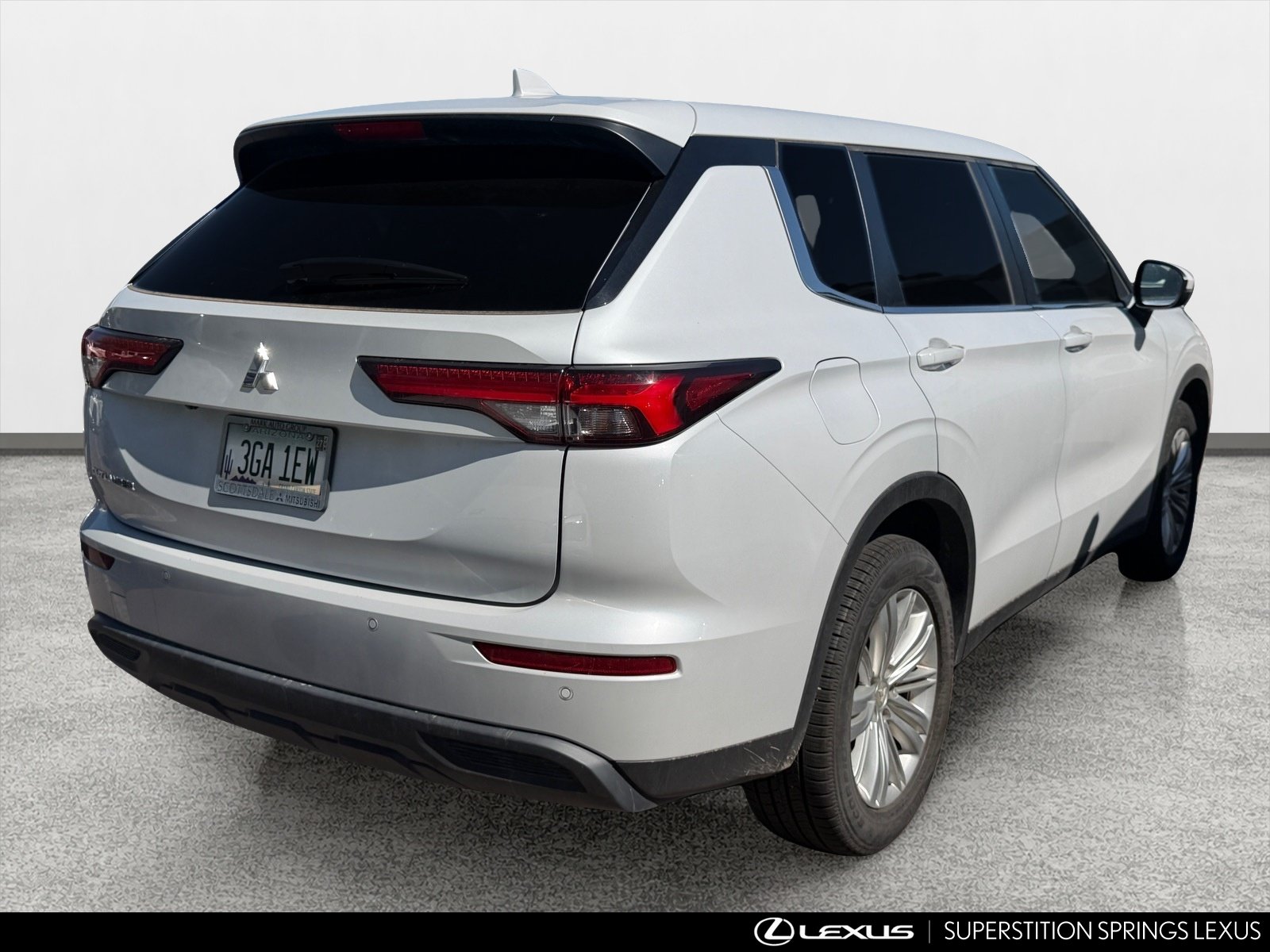 Used 2024 Mitsubishi Outlander ES SUV