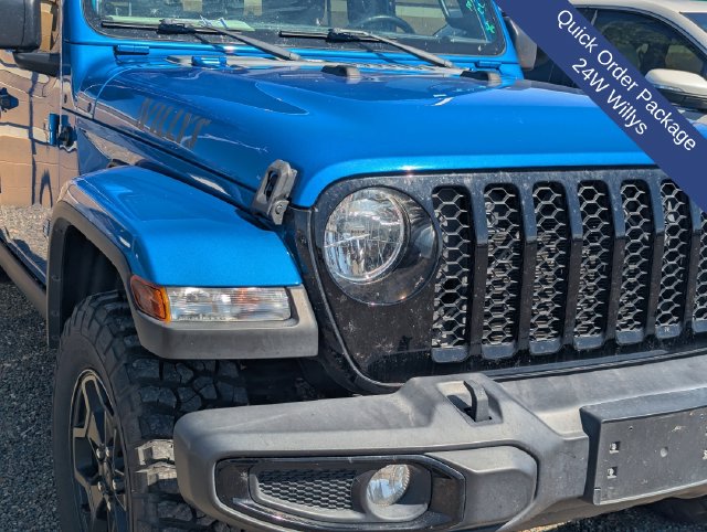 Used 2021 Jeep Gladiator Sport Truck Crew Cab