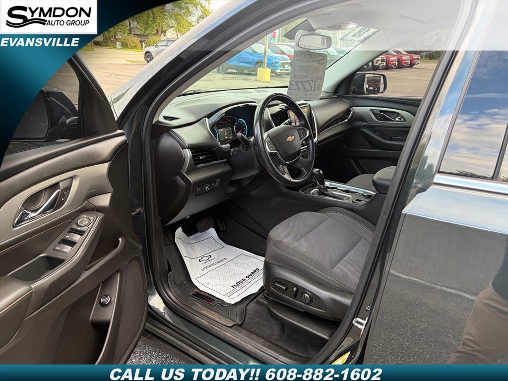 Used 2018 Chevrolet Traverse LT Cloth SUV