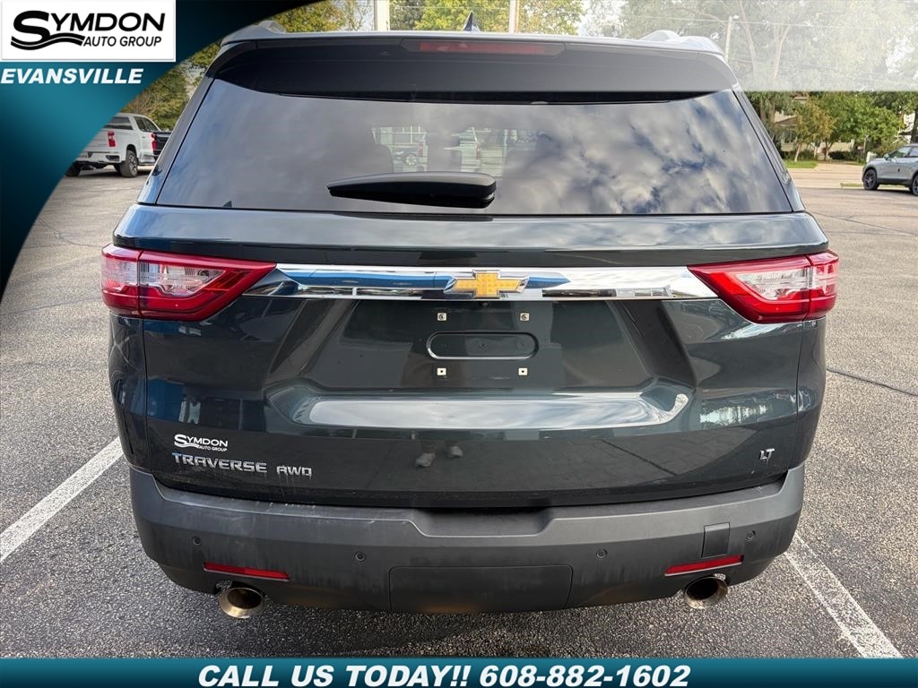 Used 2018 Chevrolet Traverse LT Cloth SUV