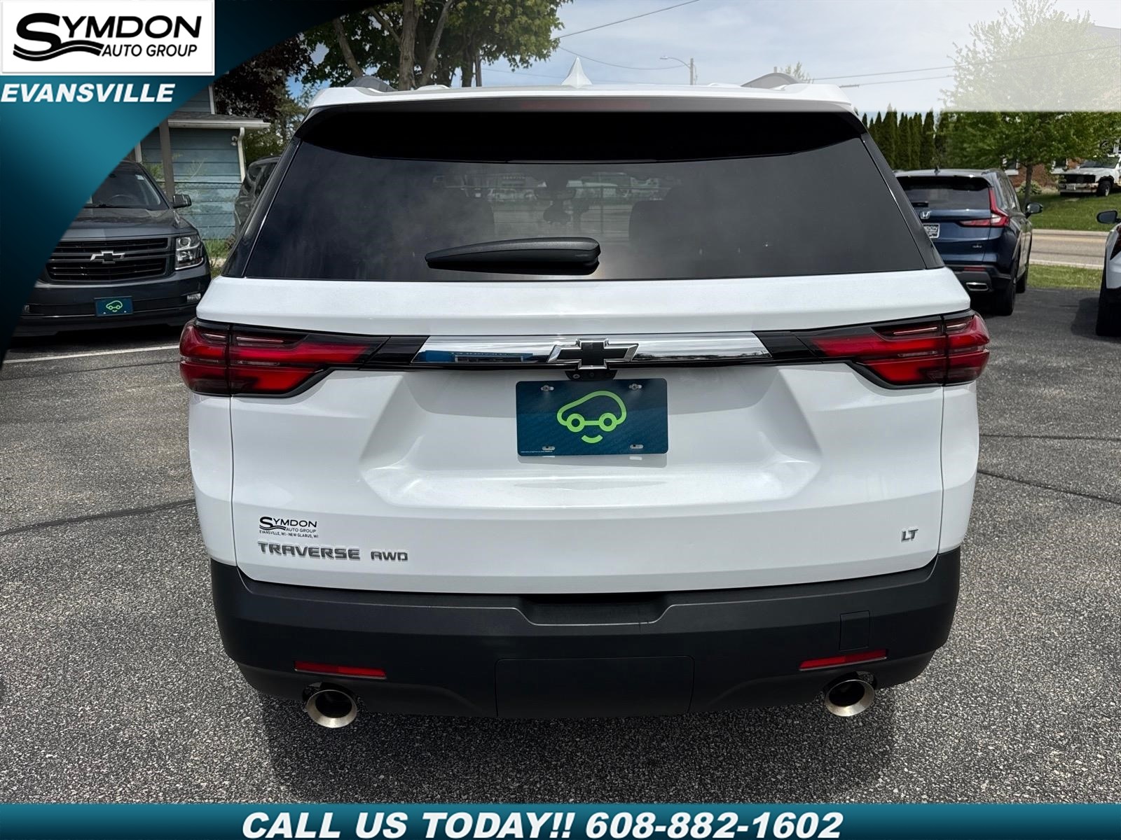 Used 2023 Chevrolet Traverse LT Cloth SUV