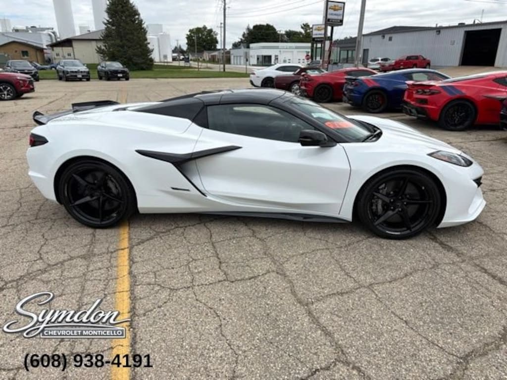 Used 2025 Chevrolet Corvette E-Ray 2LZ Performance