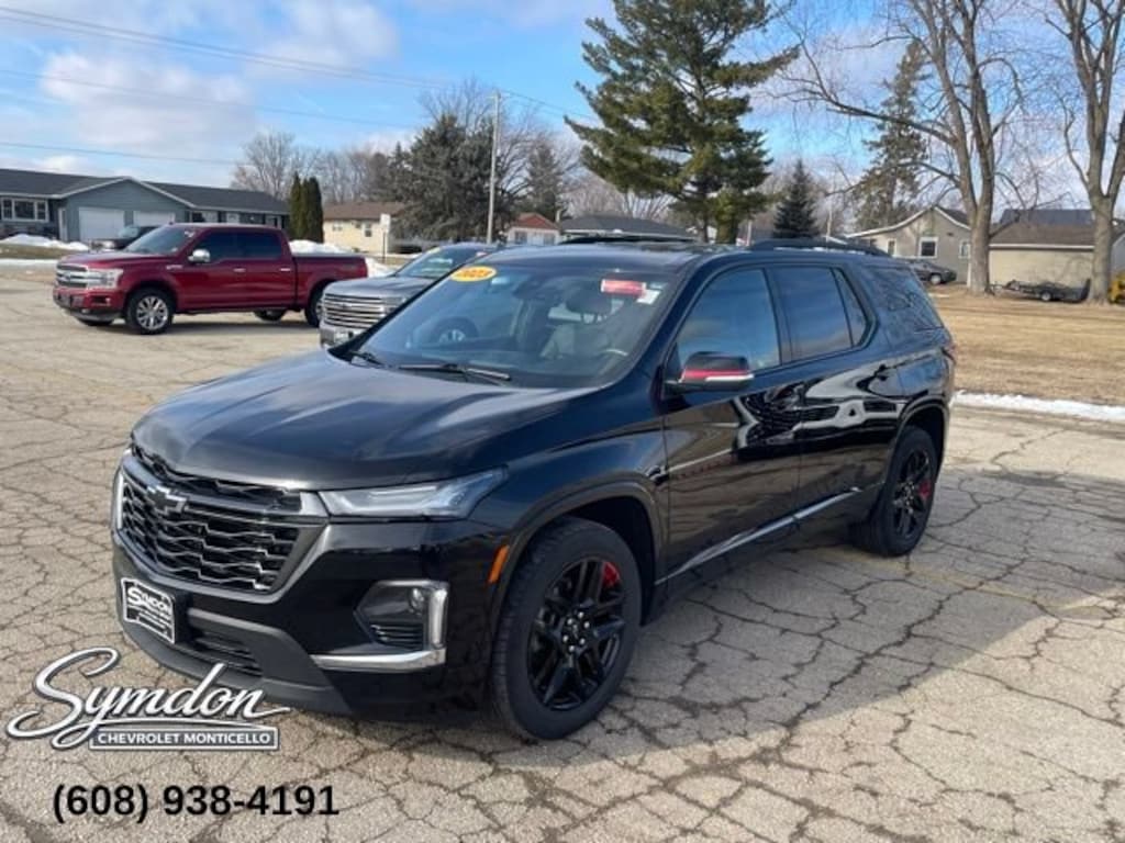 Used 2023 Chevrolet Traverse Premier SUV