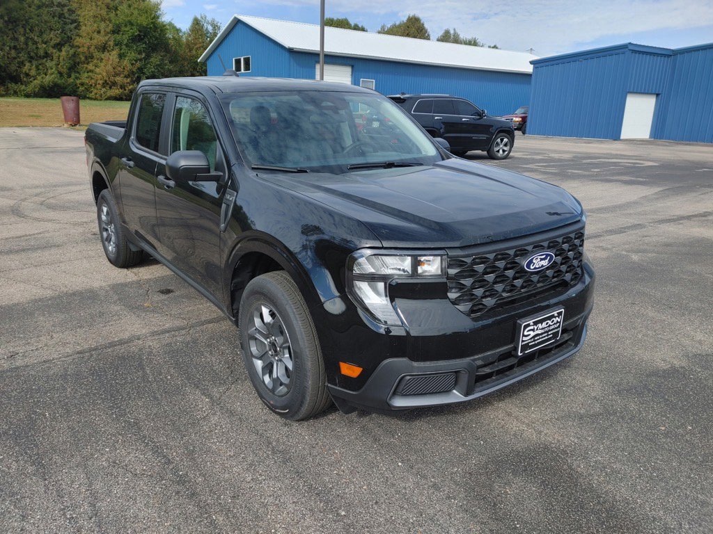 New 2025 Ford Maverick XLT TRUCK