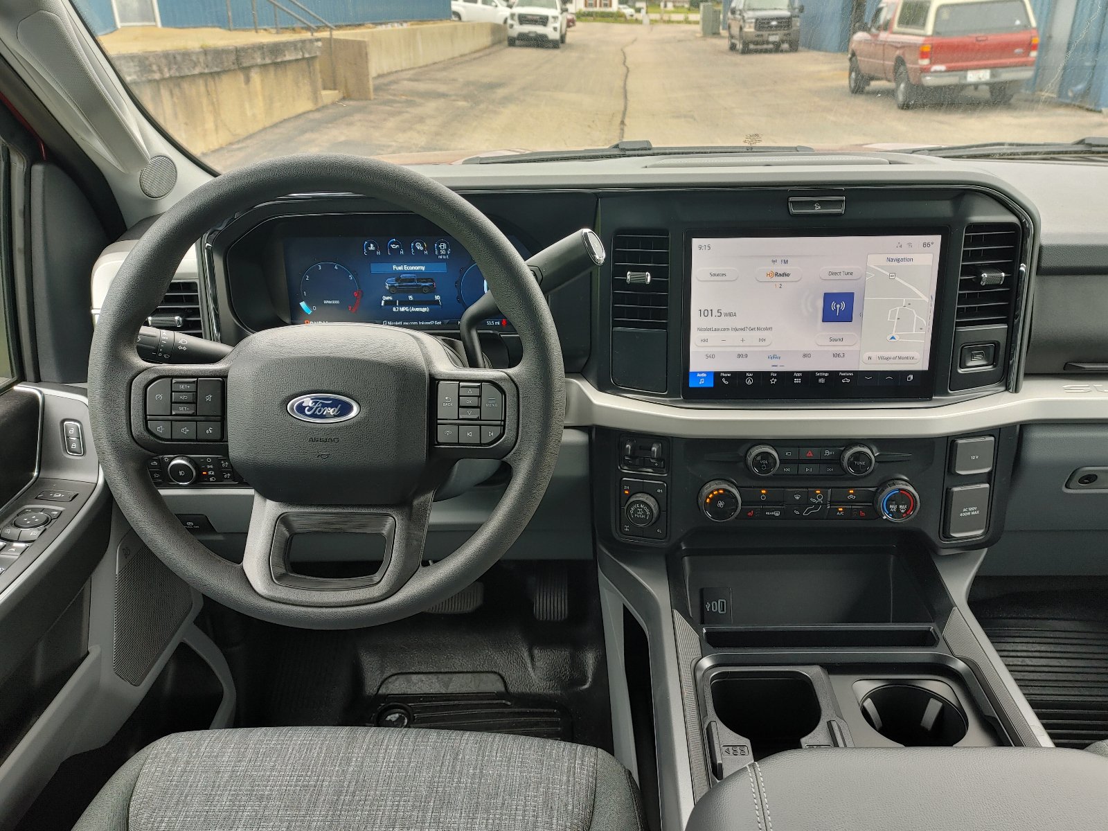 2026 Ford F-350 Super Duty XLT - Photo 12