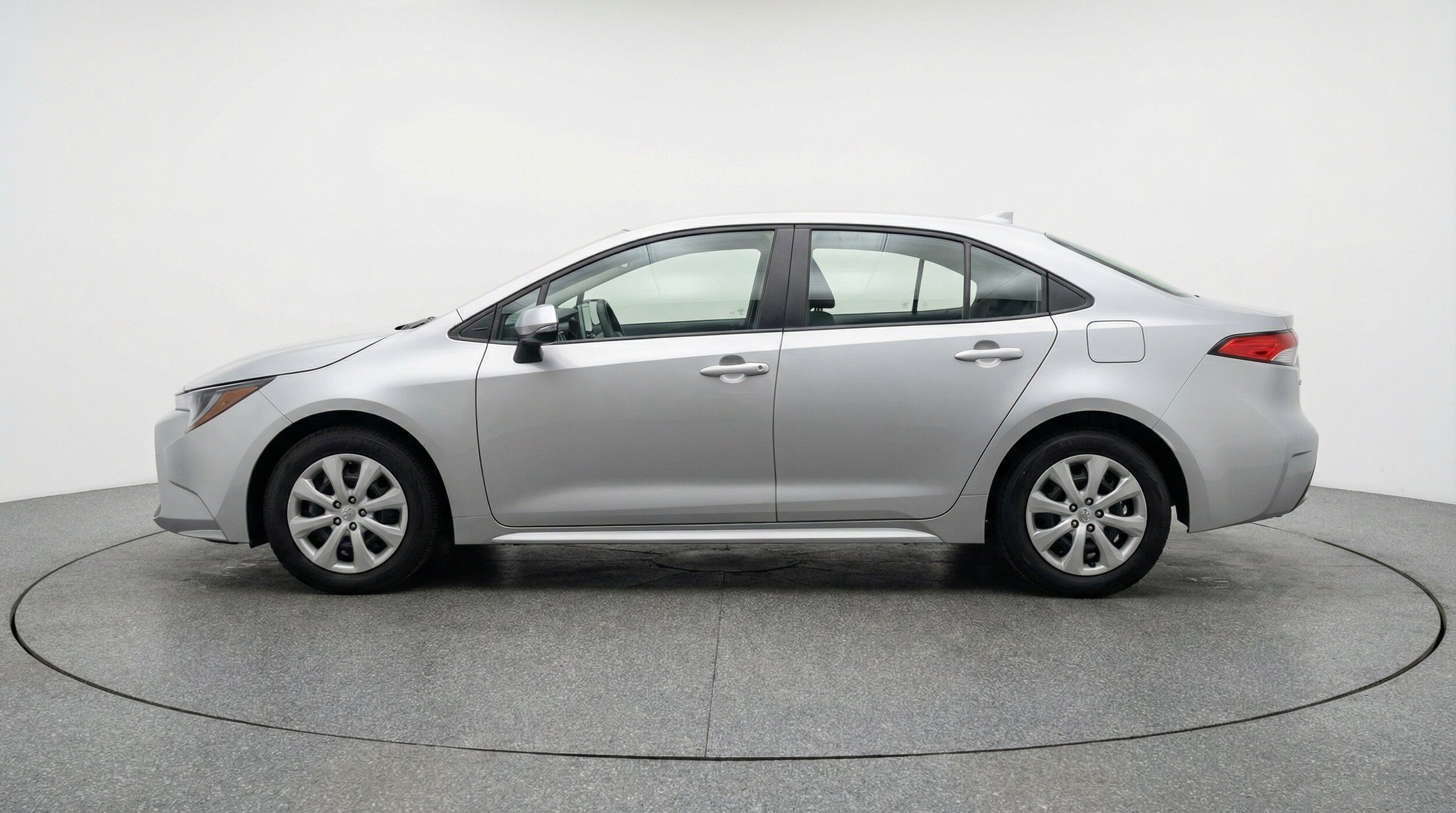 Thumbnail: 2025 Toyota Corolla - 5