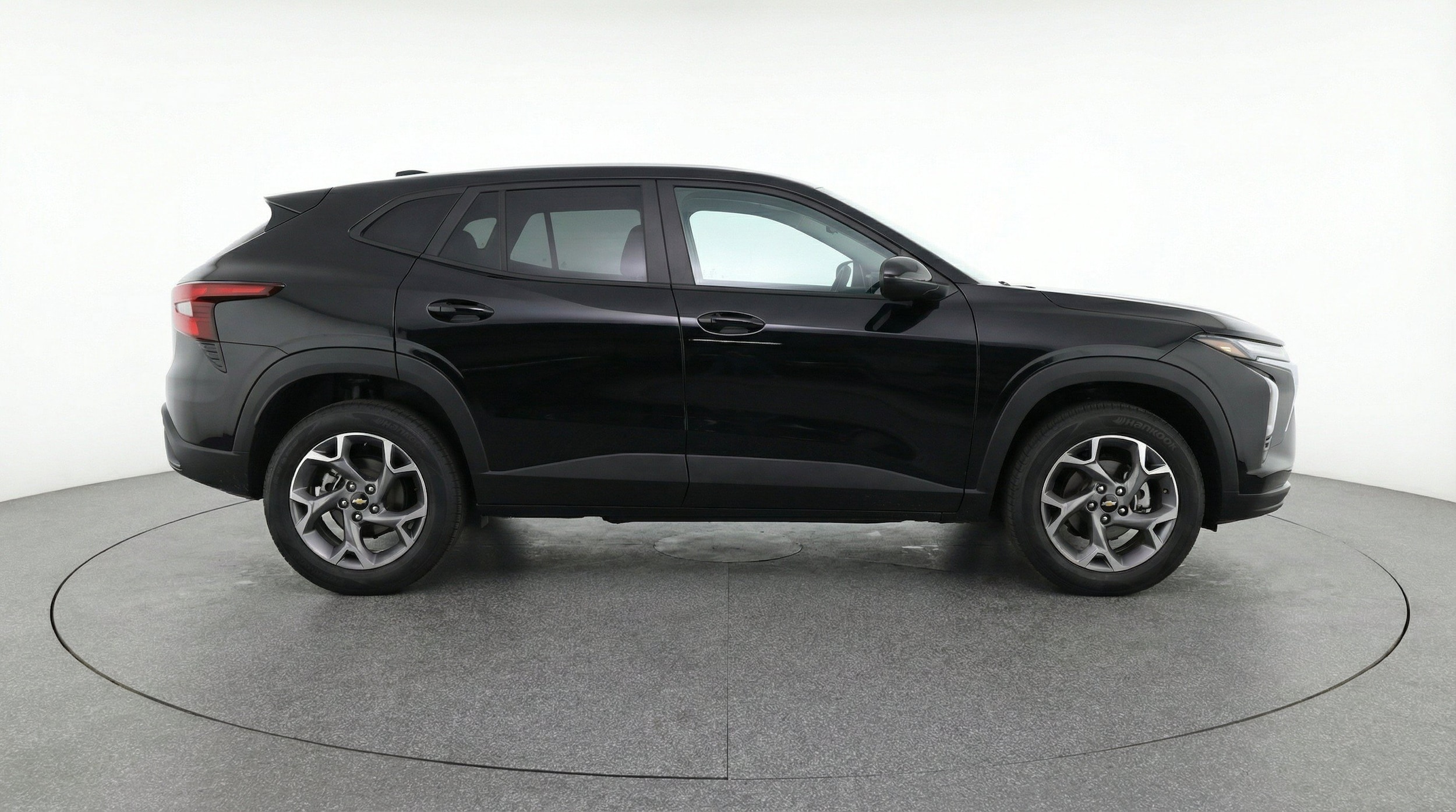 Thumbnail: 2025 Chevrolet Trax - 10