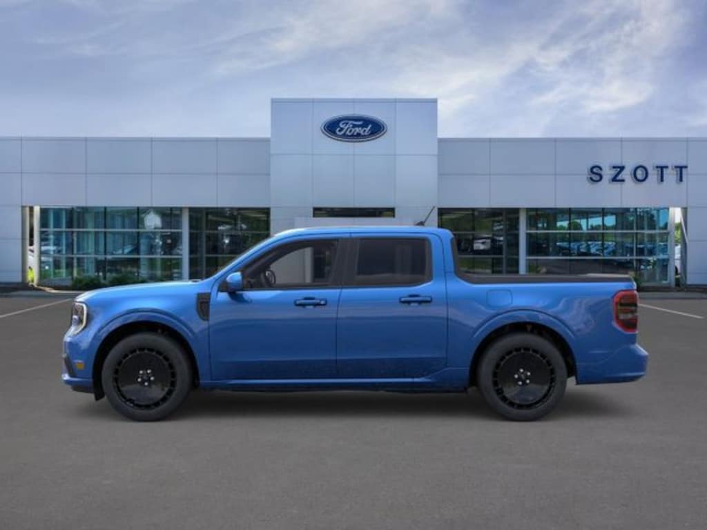 New 2026 Ford Maverick Lobo Standard Truck